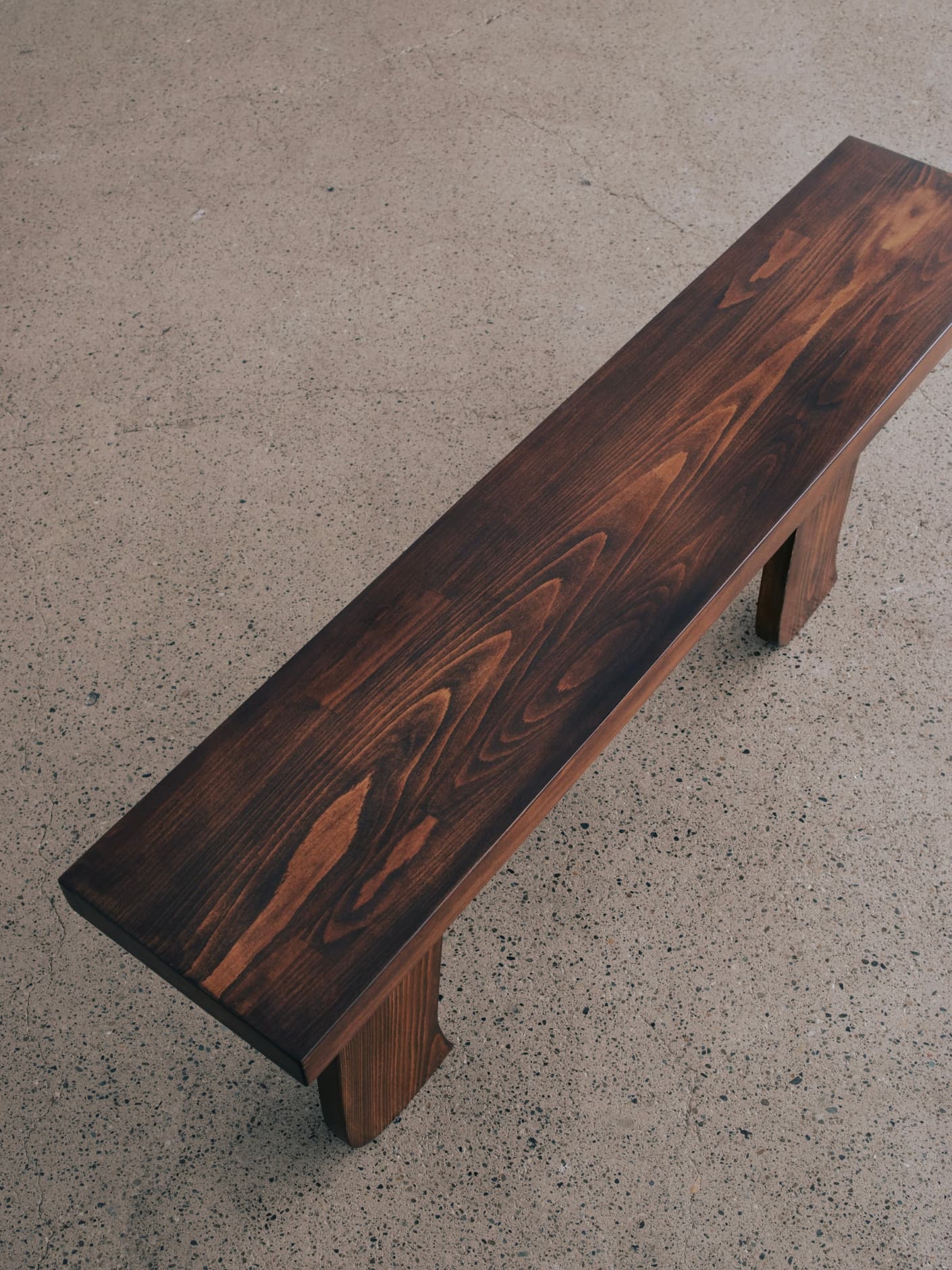 The ¨Barefoot¨ bench