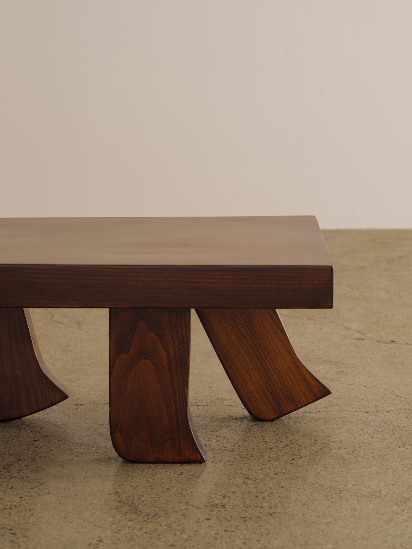 The ¨Barefoot¨ coffee table
