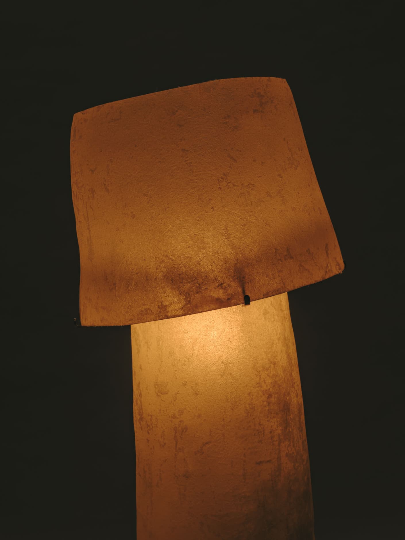 Kilzi-designer_lighting_furniture_luxury-design_The-Mush-Lamp-Tower_5