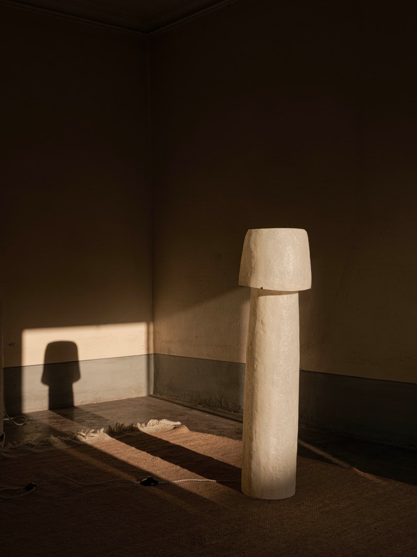 Kilzi-lighting_Designer-Lamp_Collectible-design_Spanish-designer_Design-Miami_Mush-Lamps_Organic-design_Brutalist-design_Contemporary-lighting_Nature-inspired-design_Design-floor-Lamp_Fibreglass-Lamp_The-Mush-Lamp-Tower_4