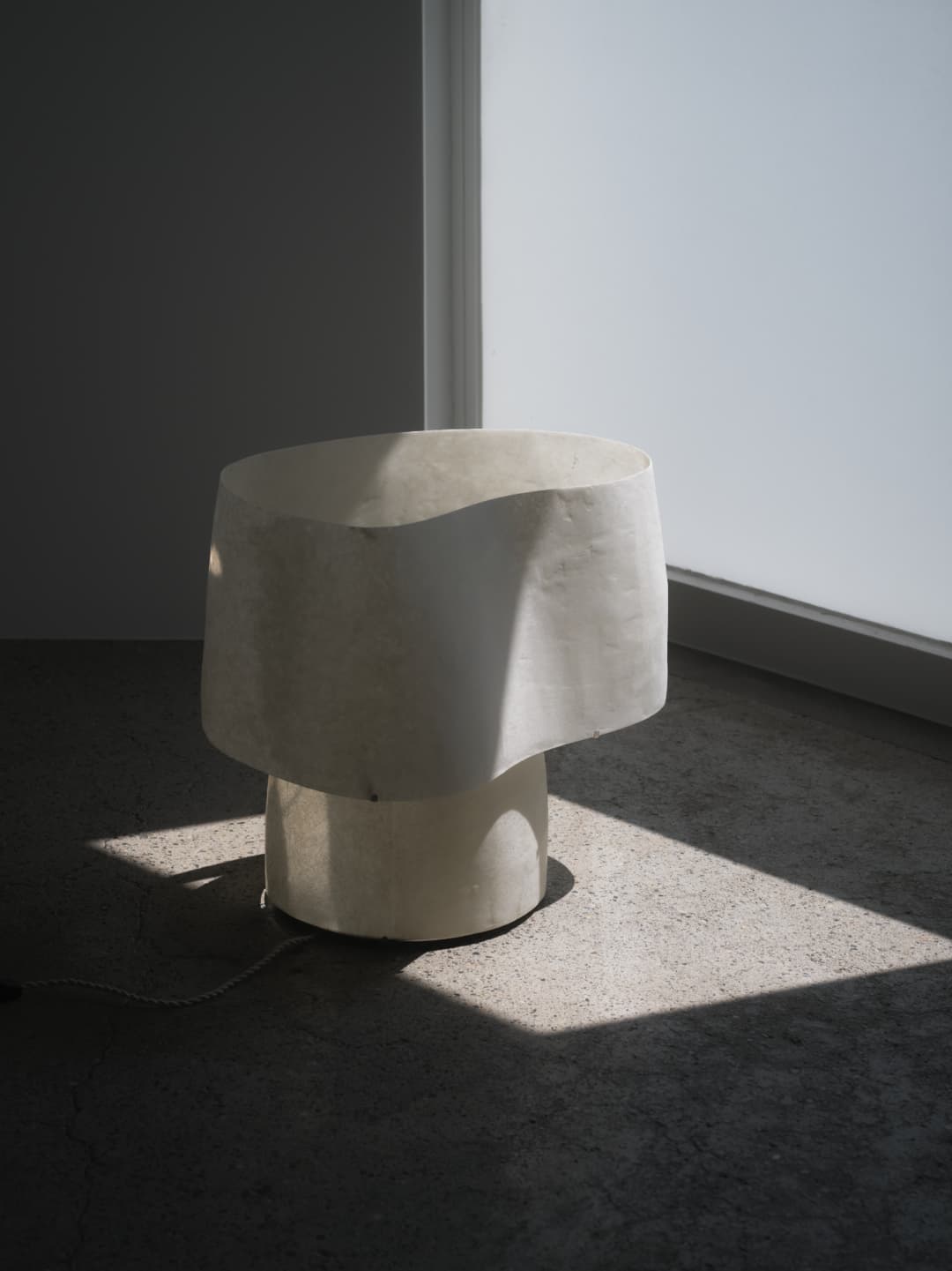 Kilzi-lighting_Designer-Lamp_Collectible-design_Spanish-designer_Design-Miami_Mush-Lamps_Organic-design_Brutalist-design_Contemporary-lighting_Nature-inspired-design_Design-table-Lamp_Fibreglass-Lamp_The-Mush-Lamp-Chub_20