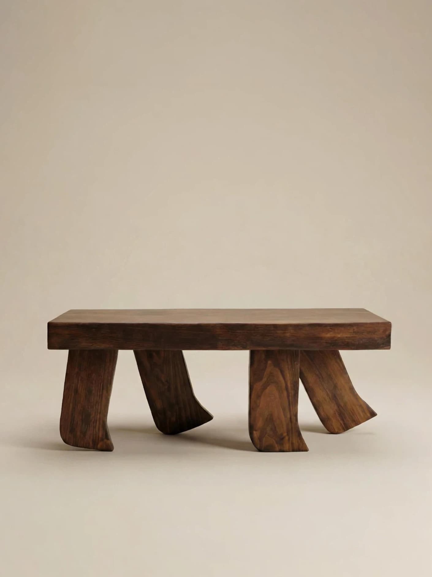 The ¨Barefoot¨ coffe table