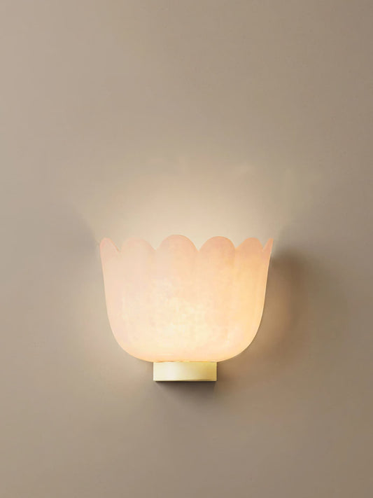 The ¨Feather¨ Wall Lamp