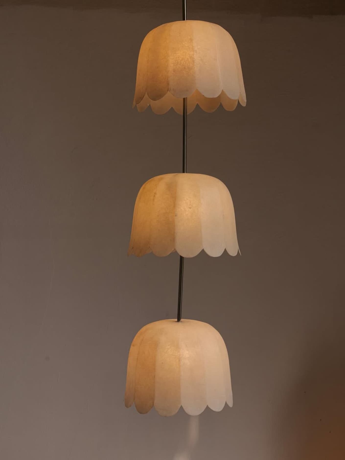 The ¨Feather¨ Pendent Lamp Model 3