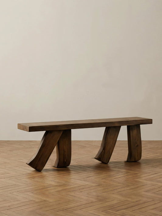 The ¨Barefoot¨ bench