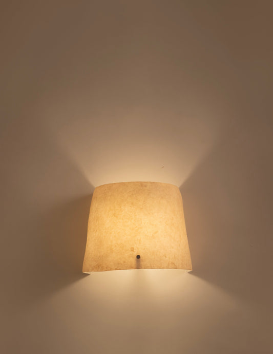 The ¨Mush¨ Wall Lamp