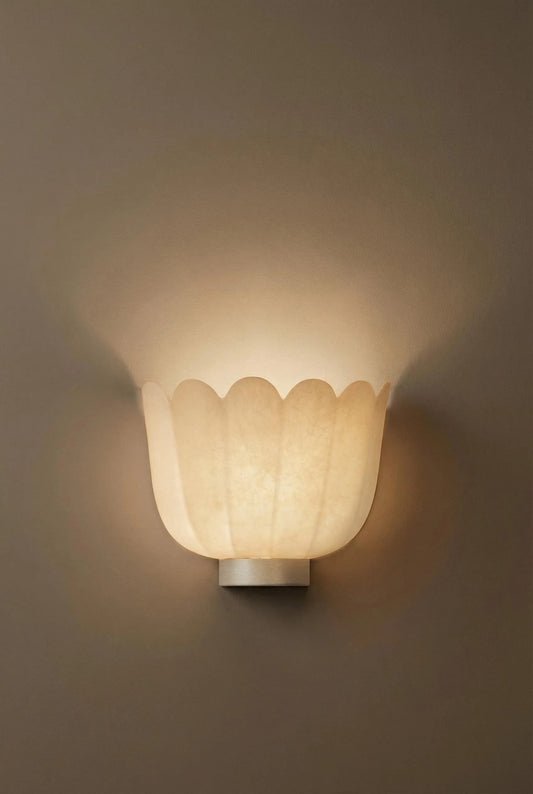 The ¨Feather¨ Wall Lamp
