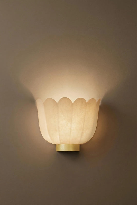 The ¨Feather¨ Wall Lamp