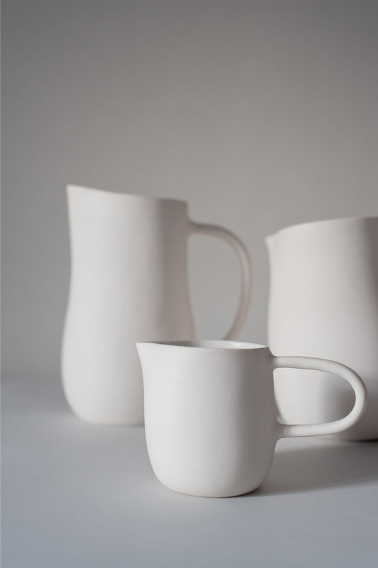 Kilzi_Designer-Object_Collectible-design_Spanish-designer_Design-Miami_Family-Jugs_Organic-design_Brutalist-design_Contemporary-object_Design-Objects_-Porcelain_THE-FAMILY-JUGS_KID-5