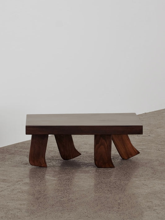 The ¨Barefoot¨ coffe table