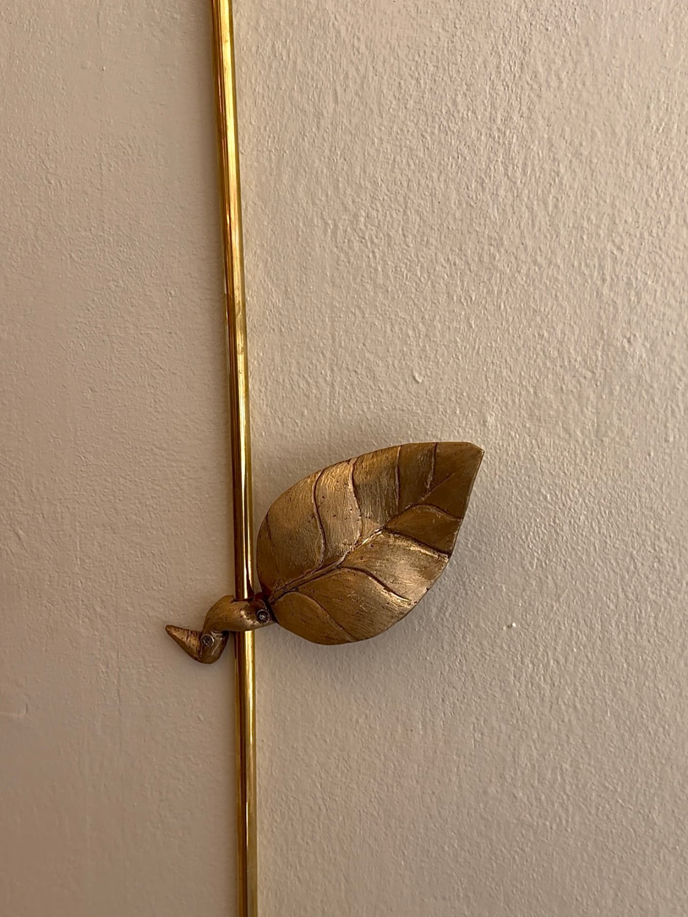 The ¨Feathher¨ Wall Lamp Model 2