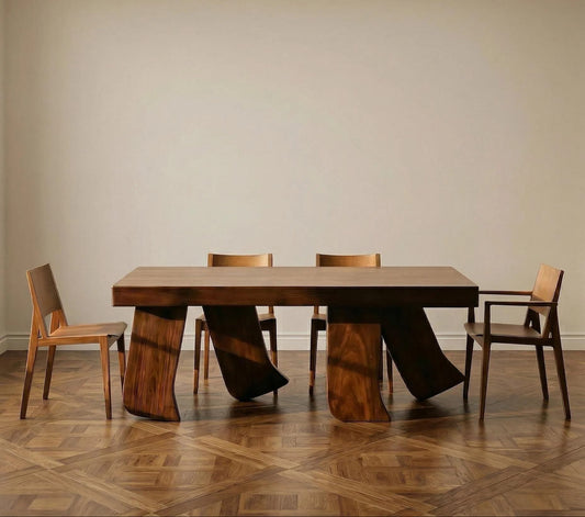 The ¨Barefoot¨ dining table